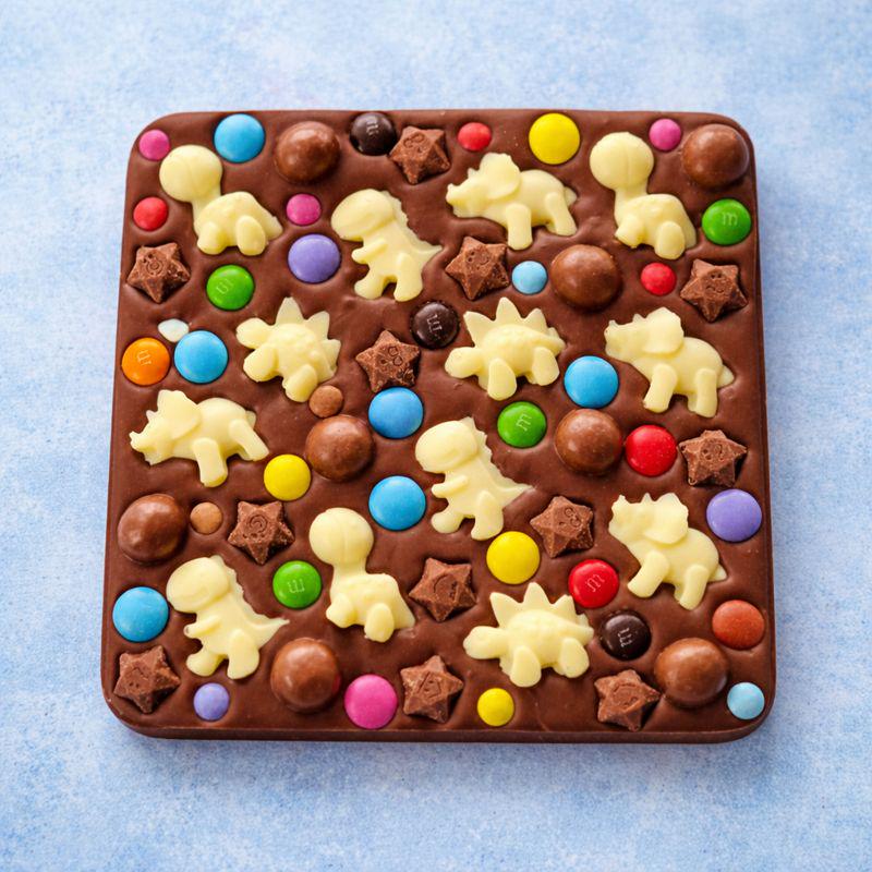 Chocolate Slab with Dinosaurs, Dinos, For small boys and girls
