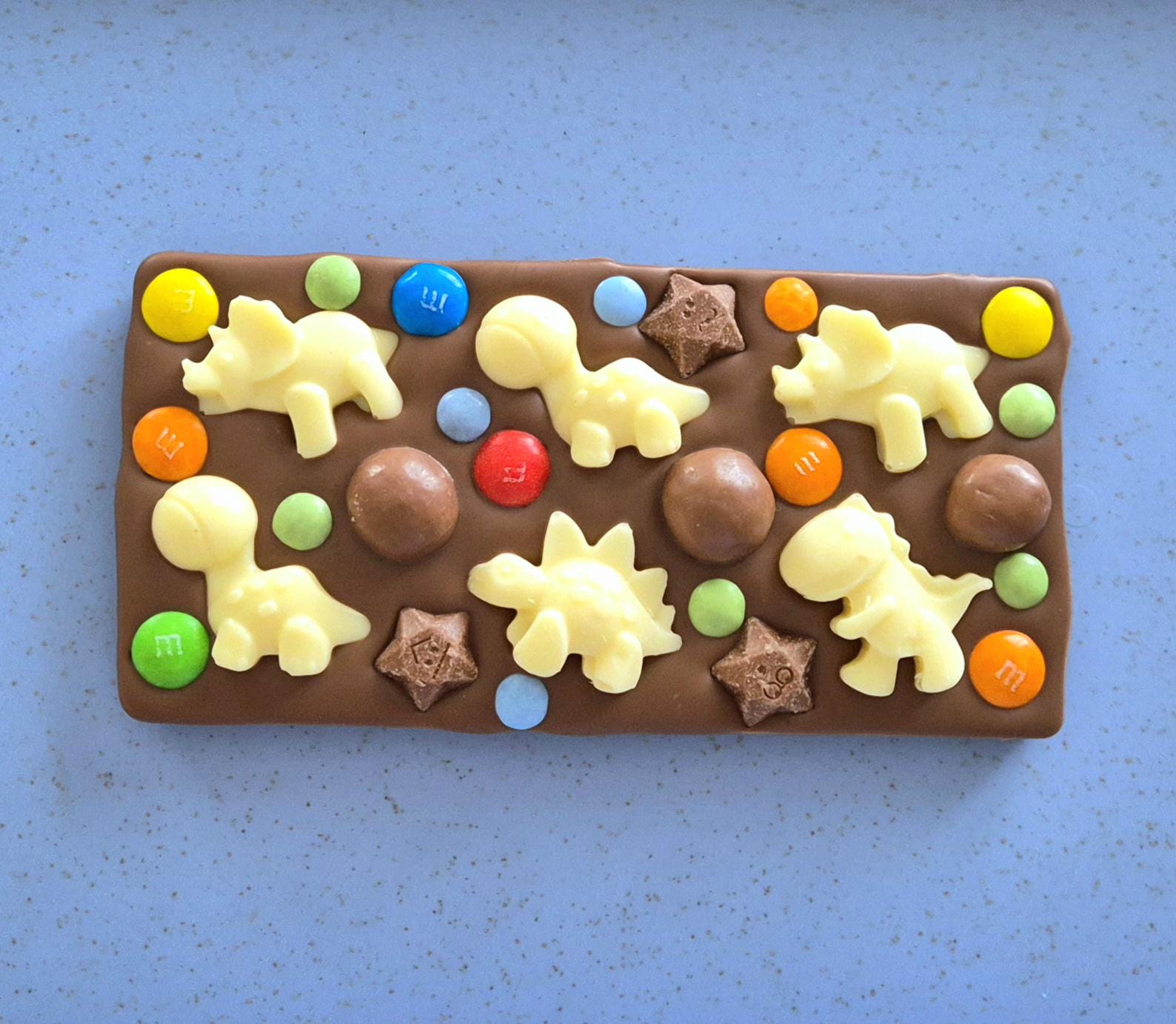 Chocolate Slab with Dinosaurs, Dinos, For small boys and girls